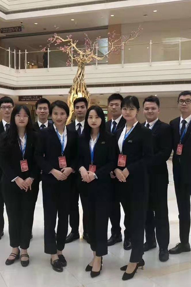 團體職業(yè)裝定制圖片