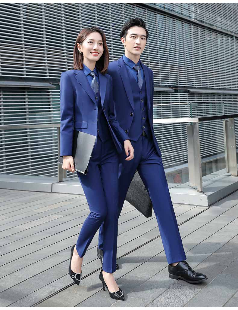 高級團體西服定制模特展示圖3